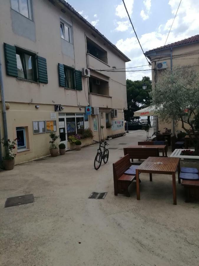 Apartment Ana 2 Sveti Filip i Jakov Exterior photo